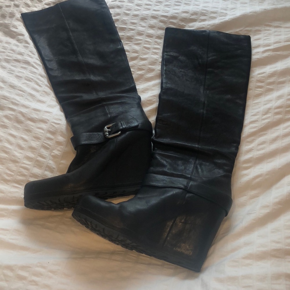 Vera Wang Leather Wedge Boots